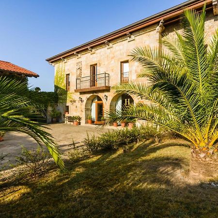 Hotel Palacio Garcia Quijano Corrales De Buelna ภายนอก รูปภาพ